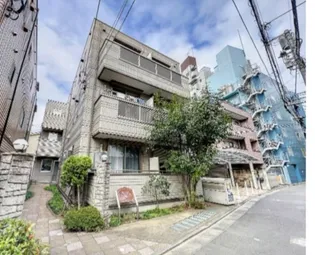ベルメゾン【1階】の外観