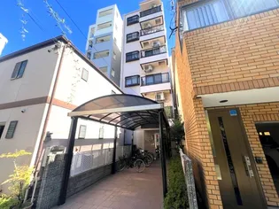 カマラード【4階】の外観