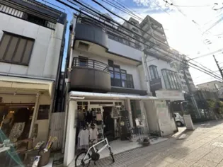 アカカベビル【3階】の外観