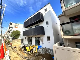 アリビラ六甲【1階】の外観