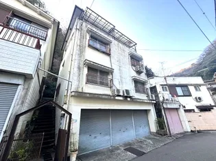 川富マンション【302号室】の外観