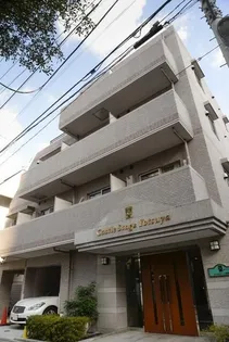 東京都新宿区四谷三栄町【マンション】の外観