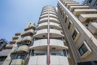 東京都豊島区西巣鴨4丁目【マンション】の外観