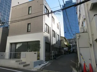東京都新宿区四谷本塩町【マンション】の外観