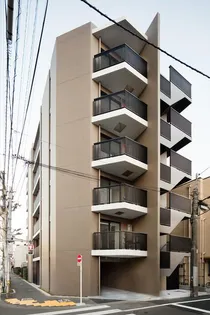 東京都新宿区西落合2丁目【マンション】の外観