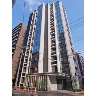 東京都新宿区四谷三栄町【マンション】の外観