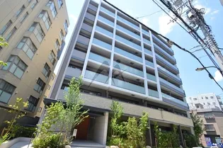 東京都新宿区若葉2丁目【マンション】の外観