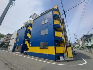 ピカデリーサーカス緑町【302号室】の外観