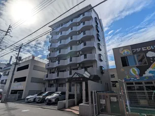 ロイヤルアネックス宮西【505号室】の外観