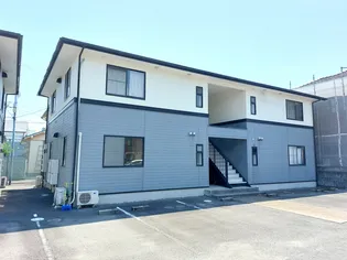 フェニックスコートA棟・B棟【B-101号室】の外観