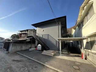 カハラ【101号室】の外観