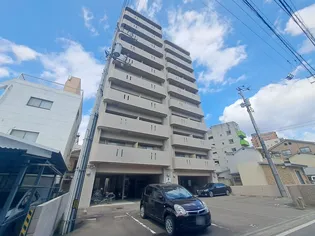 サンセット湊町【401号室】の外観