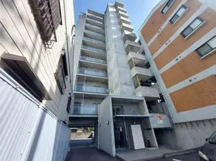 アーバン道後今市【801号室】の外観