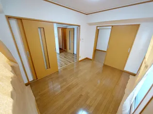 マリンパレット2【301号室】の居間