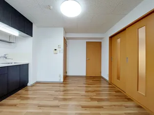 マリンパレット2【301号室】の居間