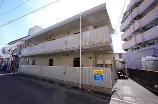 小坂マンション【101号室】の外観