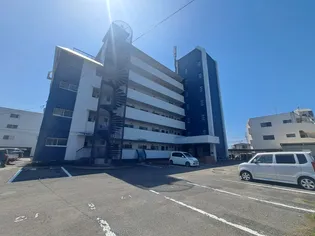 エムワイ小坂【301号室】の外観