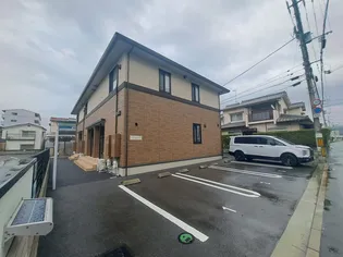 フルール中村【201号室】の外観