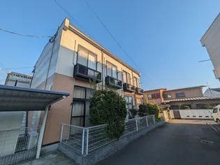 レオパレスESSOR湯築【201号室】の外観