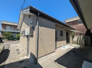 愛媛県松山市中須賀1丁目18−1【一戸建】の外観