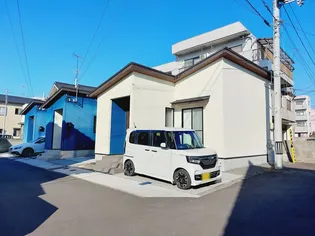 愛媛県松山市束本2丁目9−11−1/−2/−3【一戸建】の外観