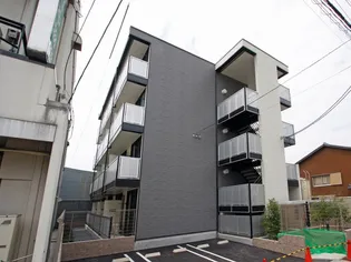 レオパレスソレイユ日比野【4階】の外観