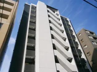 プレサンス丸の内流雅【4階】の外観