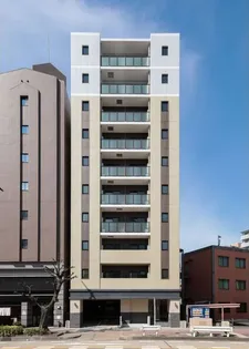 VERITAS IZUMI【2階】の外観