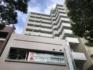 アーバンドエル新栄【3階】の外観