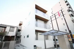 パインリーフ【2階】の外観