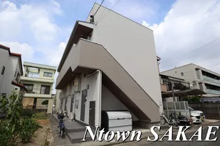 マロンディーグル【1階】の外観