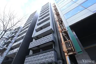 プレサンス丸の内雅殿【2階】の外観