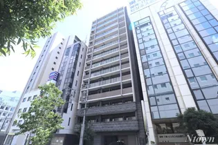 プレサンス丸の内城雅【6階】の外観