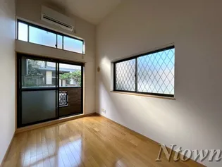 TKロイヤルコーポ【1階】の外観