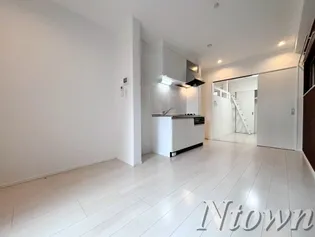 メゾンアヴェニール【2階】の外観