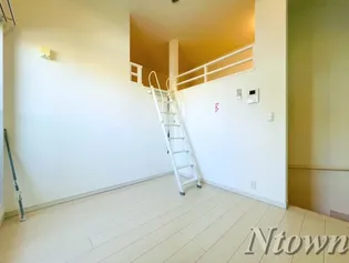 ALEX本陣(アレックスホンジン)【2階】の外観