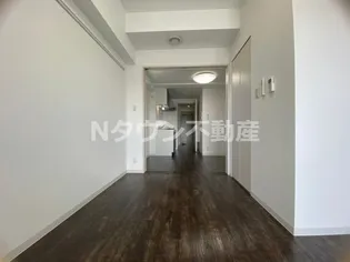 グランパークタワー【5階】の外観