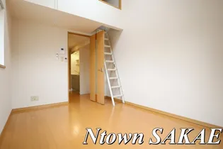 プルミエ【1階】の外観