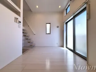 ソレイユ 中村日赤【2階】の外観