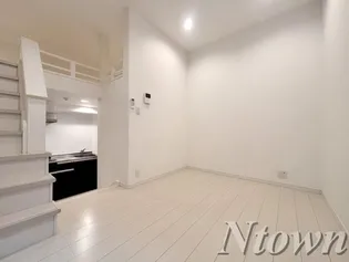 lapislazuli(ラピスラズリ)【1階】の外観