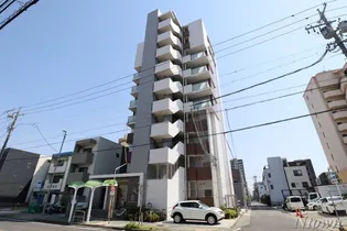 グリーンコート中島【7階】の外観