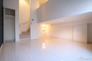 カーサ・フィオーレR【2階】の外観