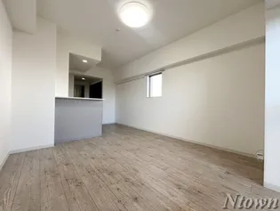 グランパークタワー【3階】の外観