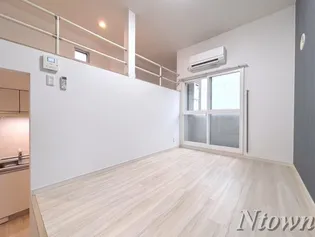 ボンヌール枇杷島【201号室】の居間