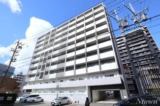 パルファン ドゥ ジョア【4階】の外観