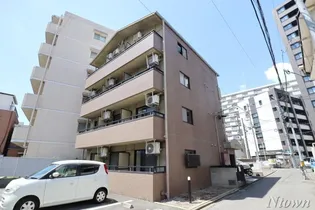 ロアール【1階】の外観