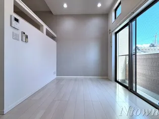 ヴィルフランシュ中村公園【2階】の外観