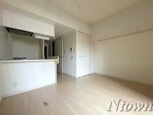 プレサンス桜通グレイス【4階】の外観