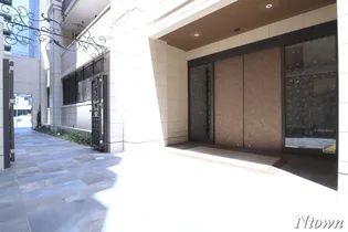 ポルタニグラ千種【3階】の外観