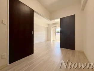 Primal千種stelo【4階】の居間